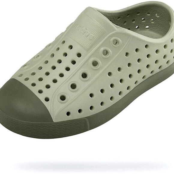 Clean Genuine Native Jefferson Kids Slip on Shoes Size 13 - Picture 1 of 4